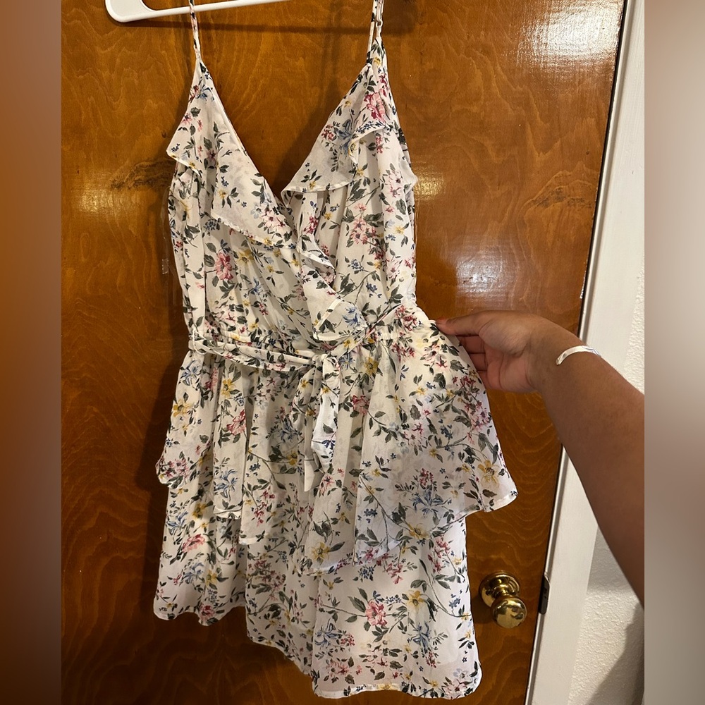 Francesca's Collections Floral Ruffle Romper